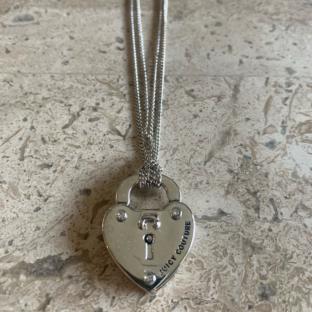 NWT JUICY COUTURE Silver Heart Necklace